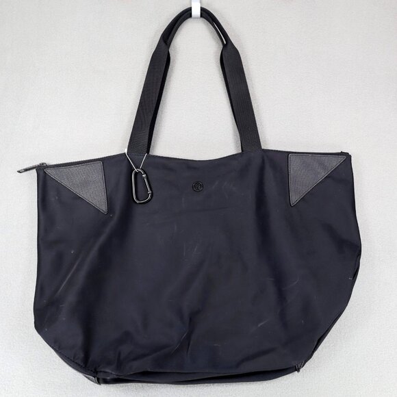 Lululemon Acute Tote Bag 23L Black Gym Commute Lightweight